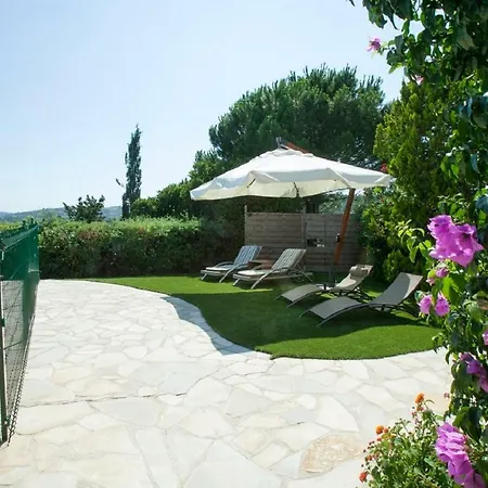 Villa Provencale Avec Piscine-56 *