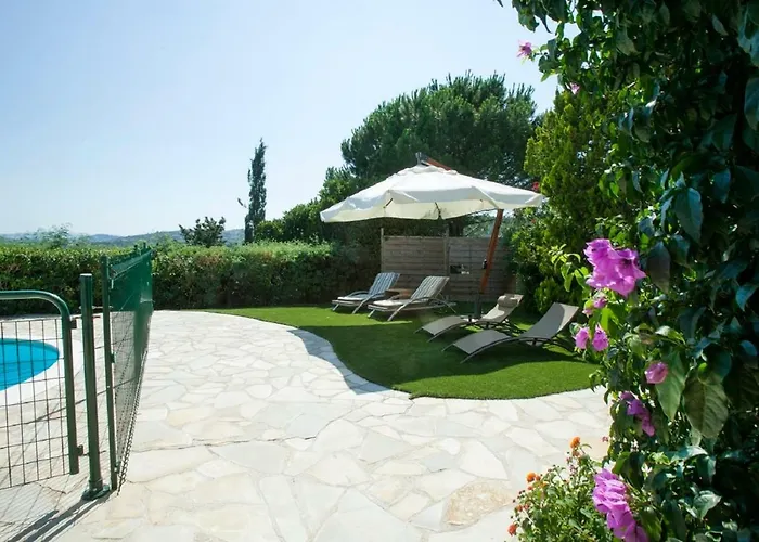 Vila Provencale Avec Piscine-56 *