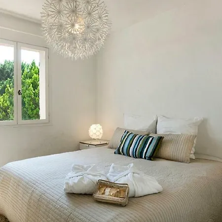 Provencale Avec Piscine-56 וילה